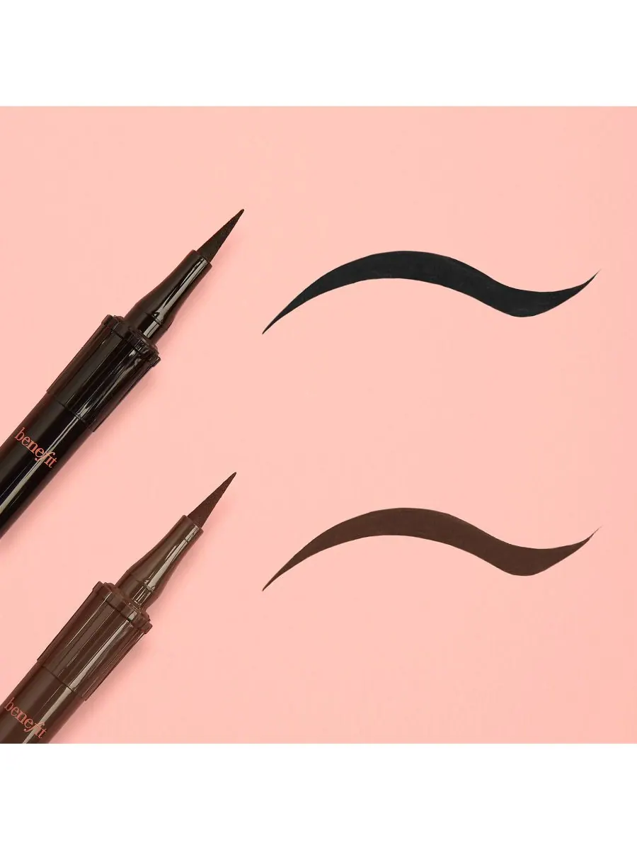 Жидкая матовая подводка для глаз Roller Liner True Matte Benefit Cosmetics — изображение 2 из 4
