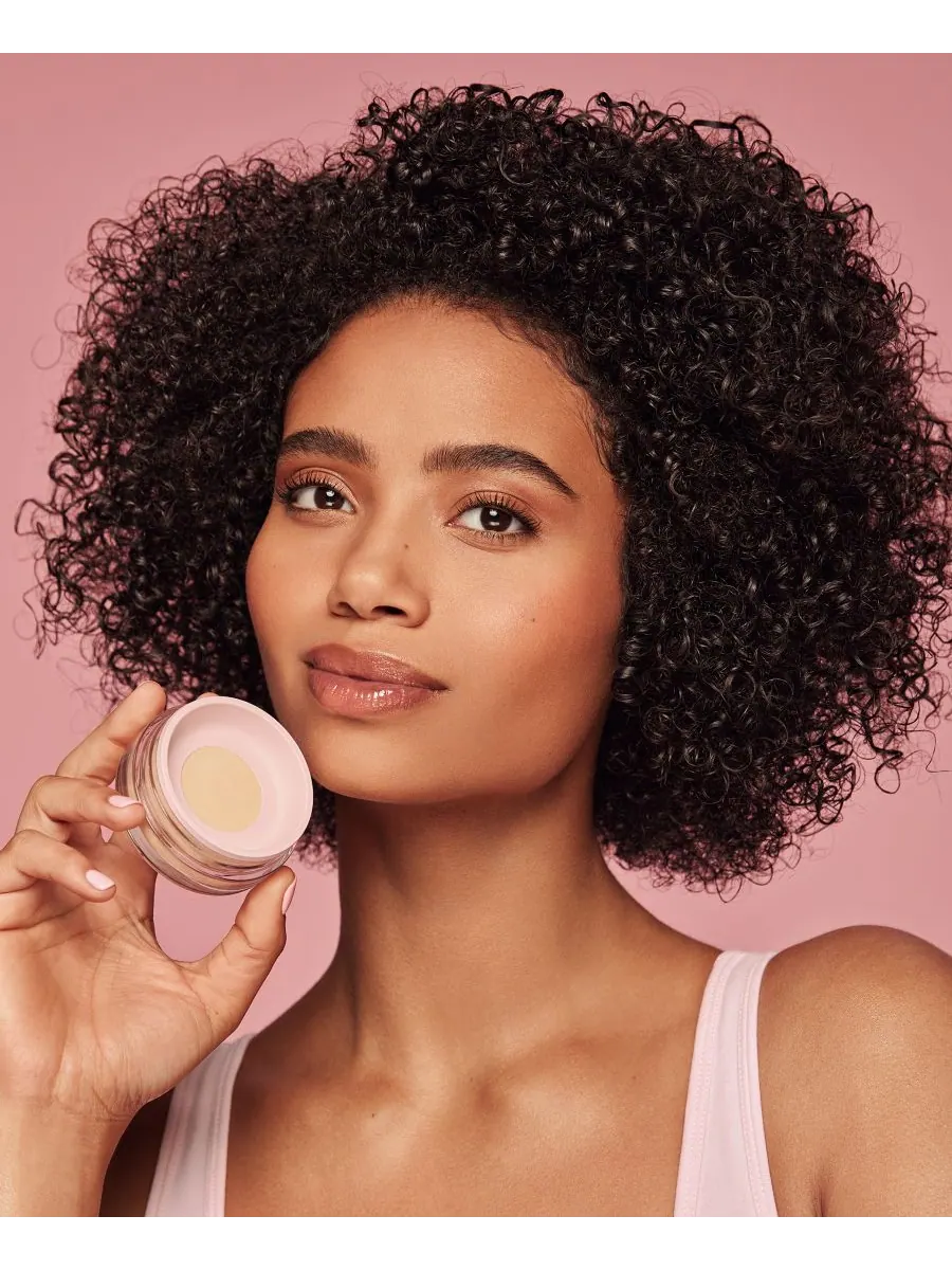 Фиксирующая пудра Kylie Cosmetics — изображение 7 из 8