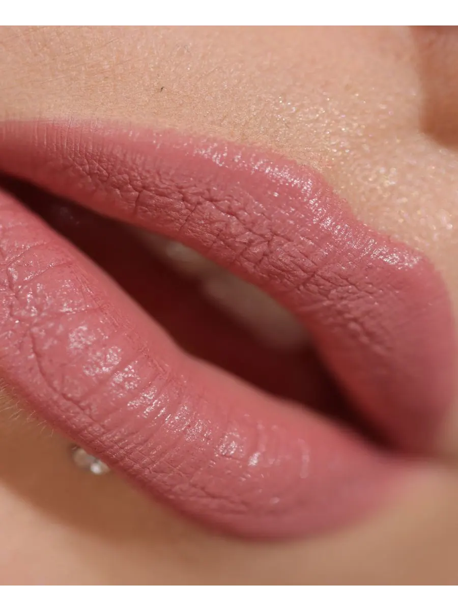 Помада-карандаш Lipstique Lord & Berry — изображение 3 из 7