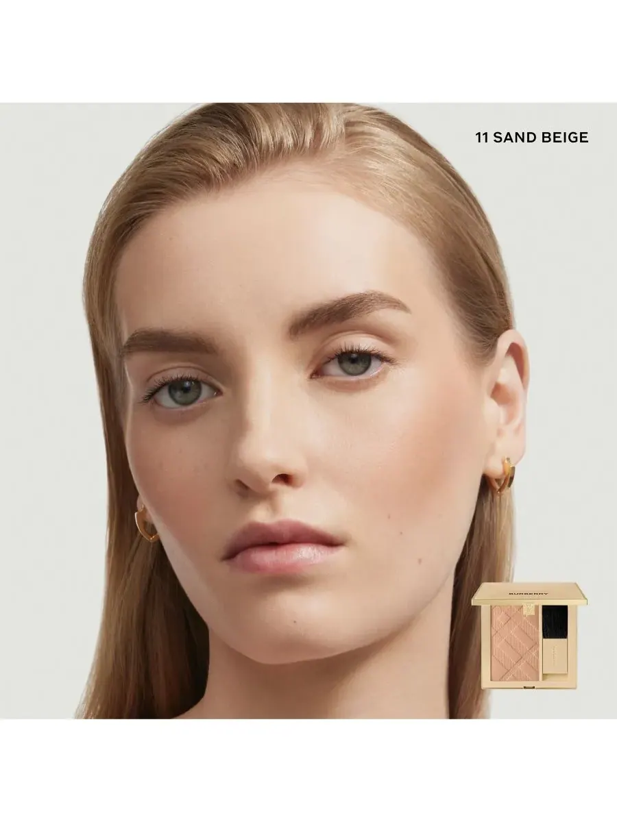 Румяна Outdoor Blush, 0,31 унции Burberry — изображение 10 из 10