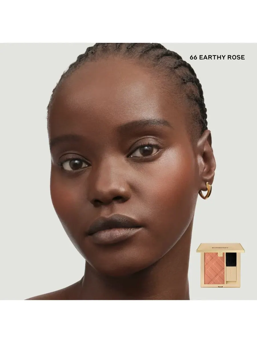 Румяна Outdoor Blush, 0,31 унции Burberry — изображение 10 из 10