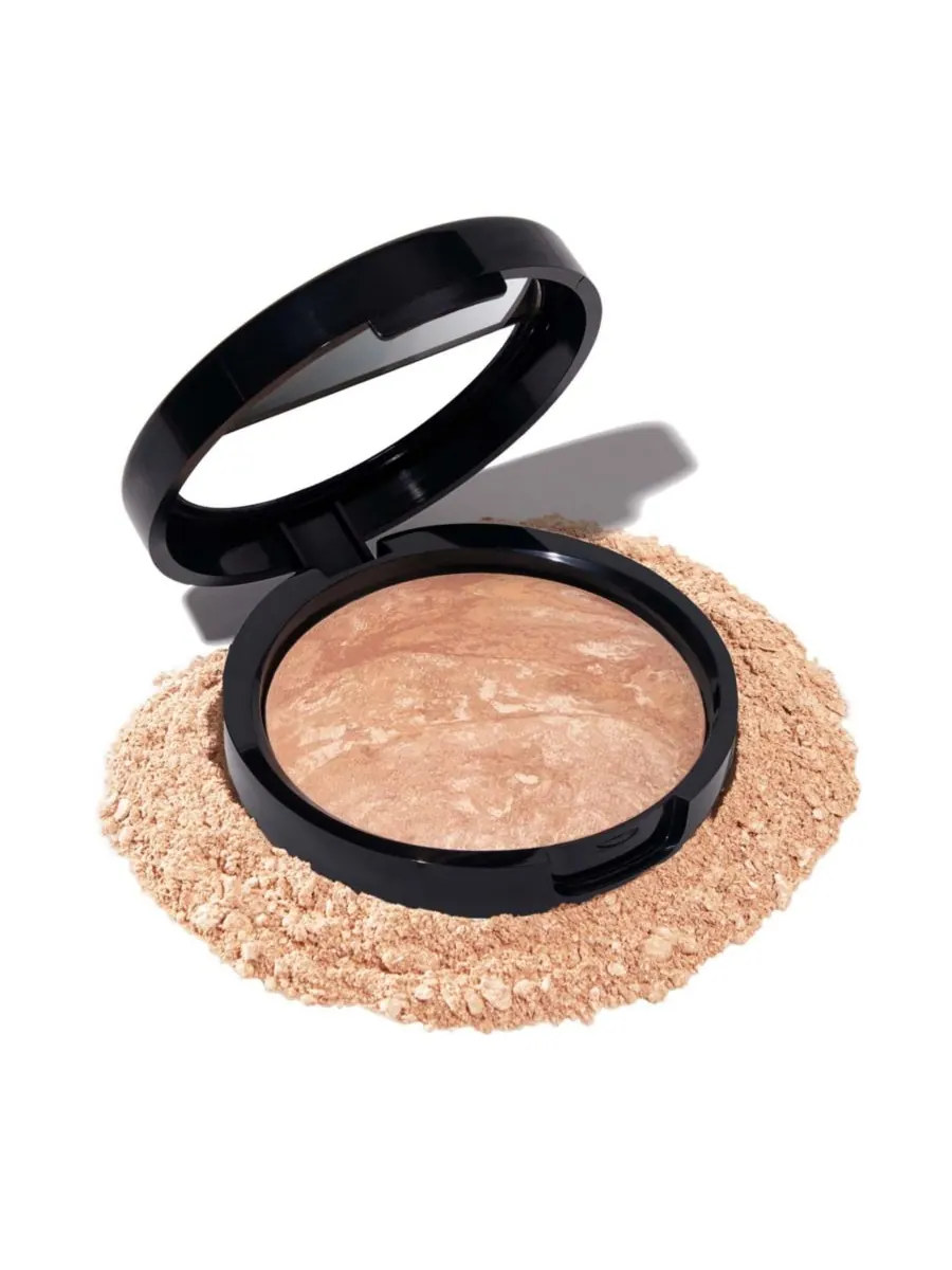Запеченная корректирующая тональная основа Balance-N-Brighten Laura Geller Beauty — изображение 1 из 10