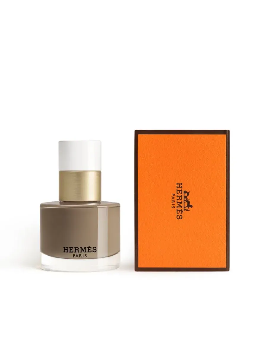 Эмаль для ногтей Les Mains Hermès, 0,5 унции, 80 Gris Etoupe — изображение 2 из 10