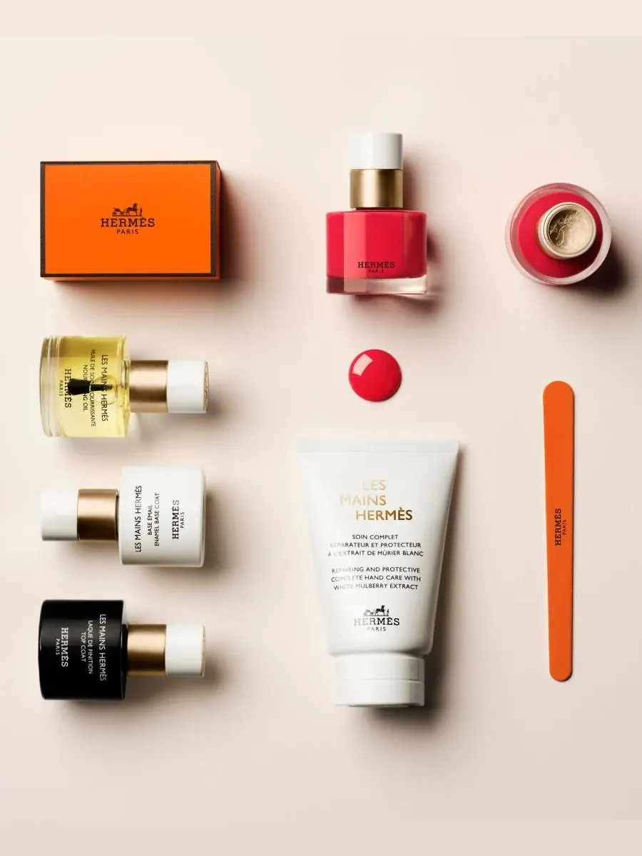 Эмаль для ногтей Les Mains Hermès, 0,5 унции, 77 Rouge Grenade — изображение 10 из 10