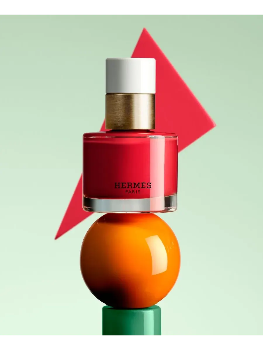 Эмаль для ногтей Les Mains Hermès, 0,5 унции, 46 Rouge Exotique — изображение 7 из 10