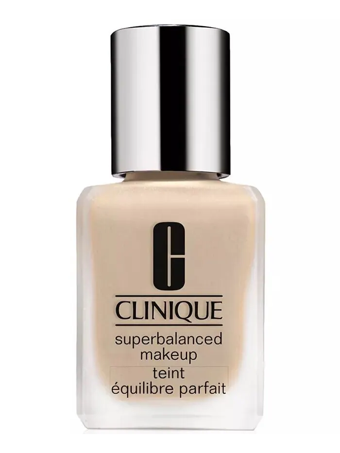 Основа для макияжа Superbalanced, 1 унция Clinique, цвет CN 02 Breeze — изображение 1 из 4