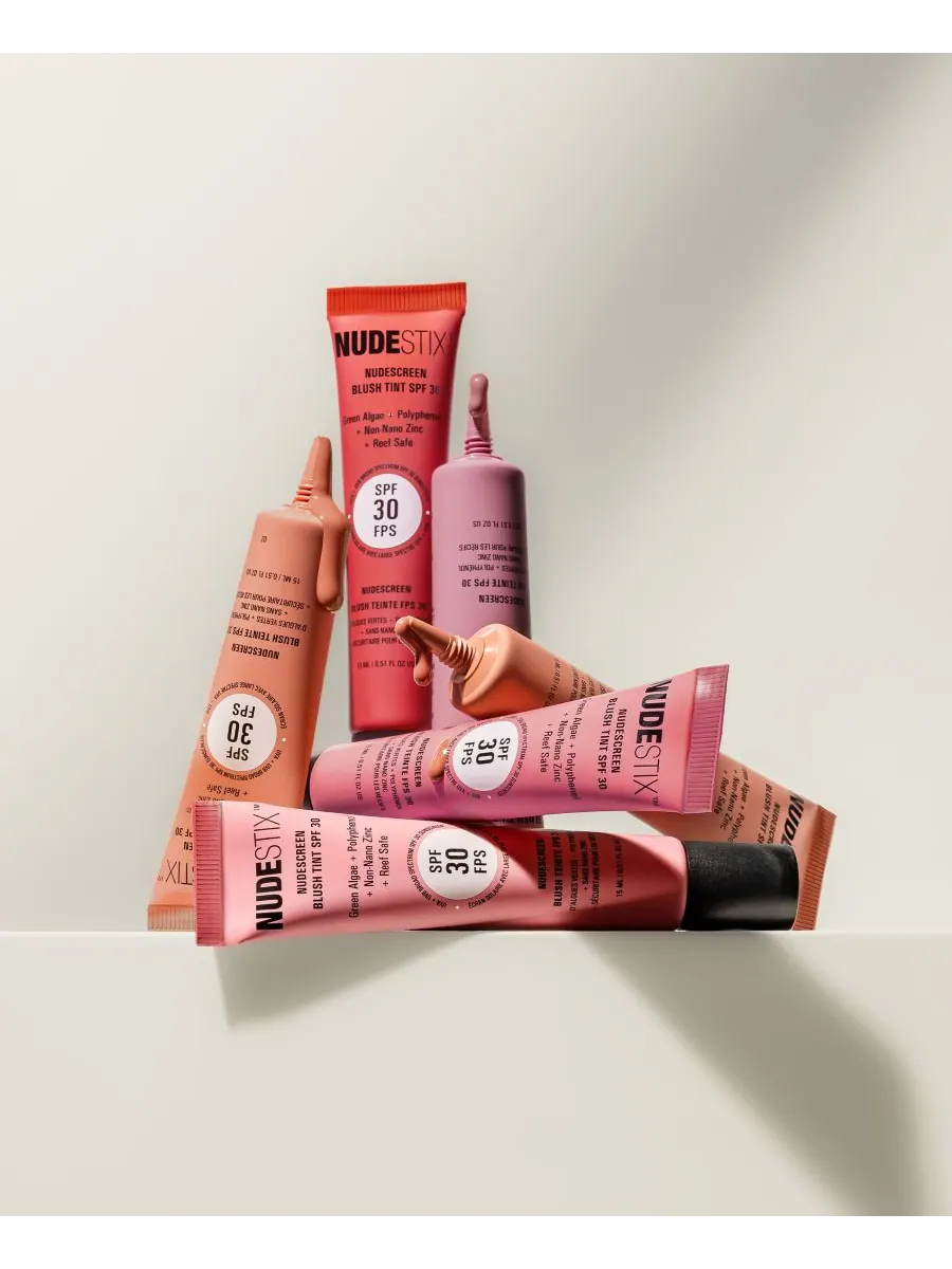 Румяна-тинт Nudescreen SPF 30 NUDESTIX, цвет strawberry sunburst — изображение 9 из 9