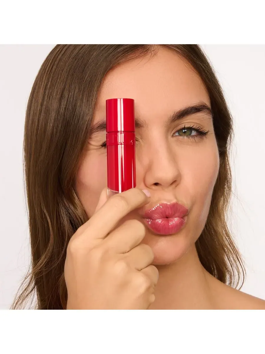 Clarins Лимитированная серия бальзама для губ Lip Comfort Oil - Iconic Red — изображение 8 из 10