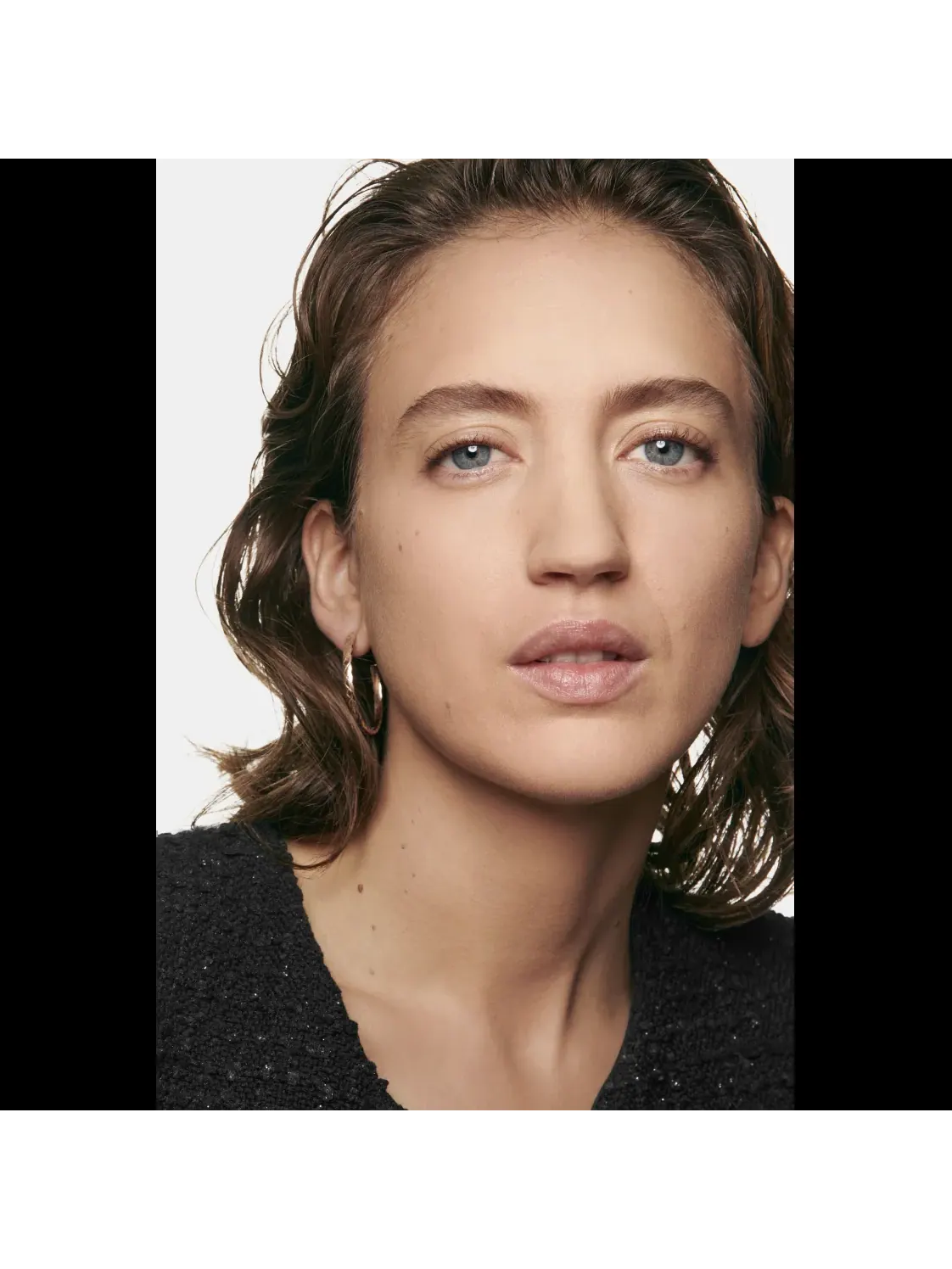 Пудра Les Beiges Poudre Belle Mine Naturelle Chanel — изображение 4 из 4