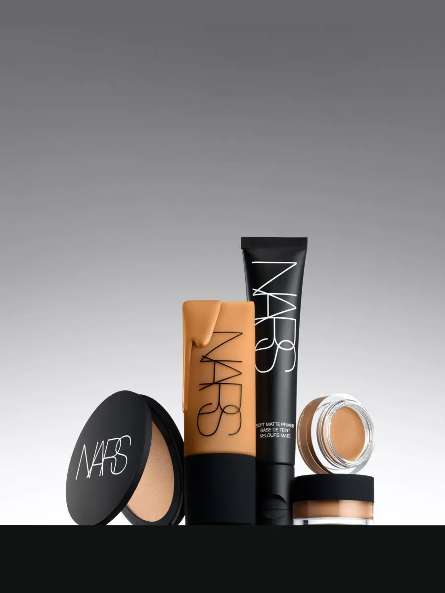 Мягкая матирующая пудра для совершенствования фигуры Soft Matte Advanced Perfecting Powder NARS — изображение 9 из 9