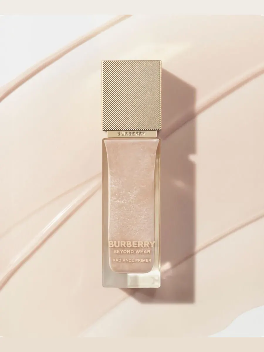 Burberry Праймер Beyond Wear Radiance, 1 унция — изображение 9 из 10
