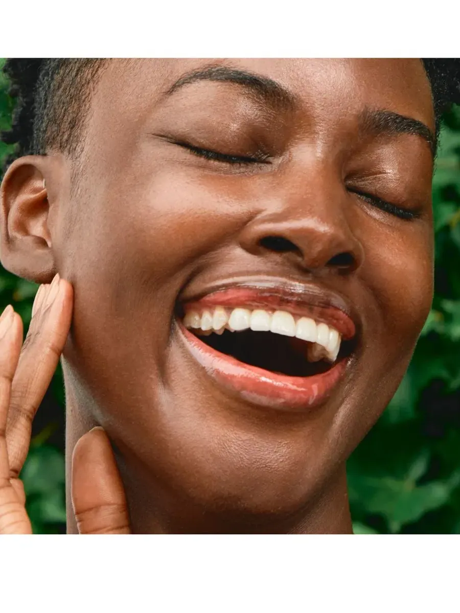 Сыворотка Clarins — Многофункциональный дневной увлажняющий с SPF 15 для сужения пор и придания — изображение 6 из 11