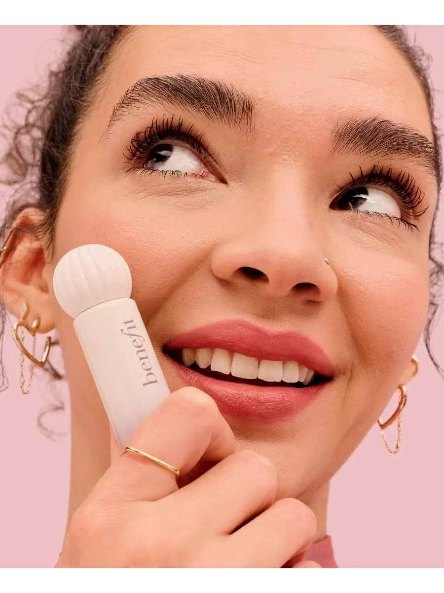 Увлажняющий матовый тинт для губ Plushtint Benefit Cosmetics — изображение 3 из 10