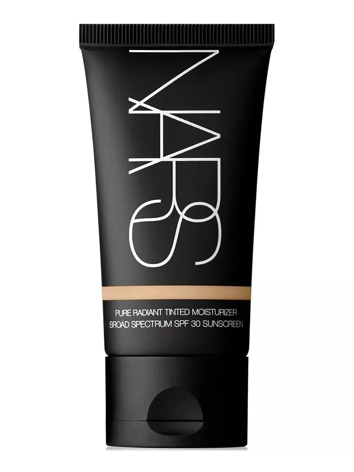 Тонированный увлажняющий крем Pure Radiant с широким спектром SPF 30, 1,9 унции Nars, цвет Norwich — изображение 1 из 7
