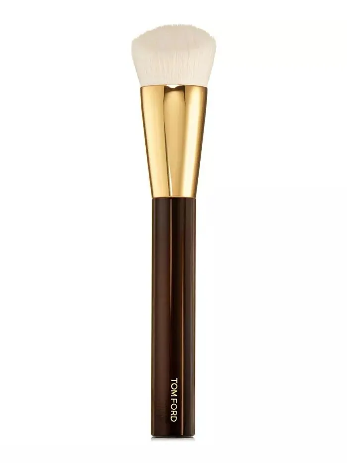 Кисть для тональной основы Shade & Illuminate 2.5 Tom Ford — изображение 1 из 1