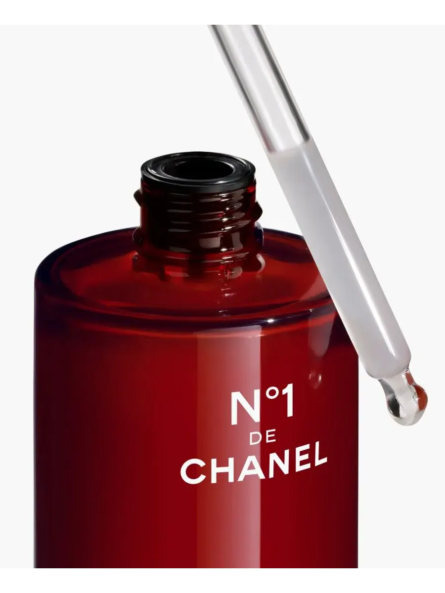 Крем для лица Chanel — Разглаживает - Подсвечивает - Борется с признаками старения — изображение 2 из 4