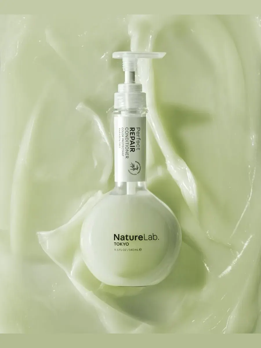 NatureLab Tokyo Кондиционер для восстановления волос Perfect Repair, 11, 5 унций — изображение 2 из 6