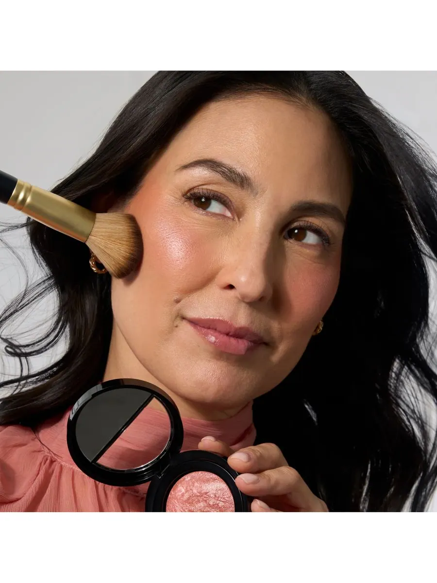 Кисть для румян с угловым креплением Laura Geller Beauty — изображение 9 из 10