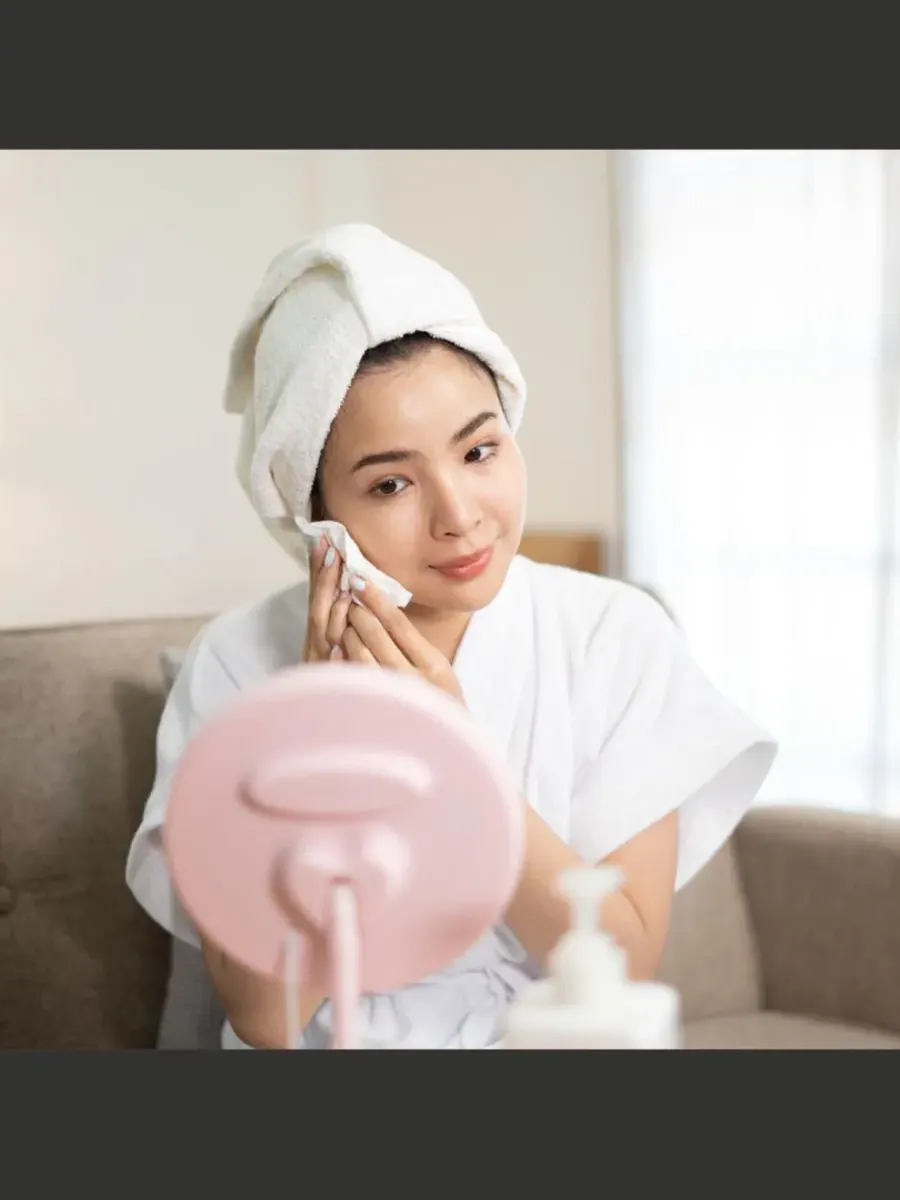 Набор для ухода за кожей Glow & Go: нано-паровая ванночка для лица + чистые полотенца для лица — изображение 3 из 5
