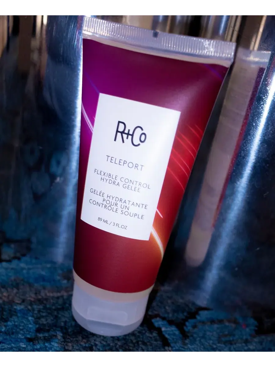 R+Co Гель для волос Teleport Flexible Control Hydra Hair Gelee, 85 г — изображение 4 из 4