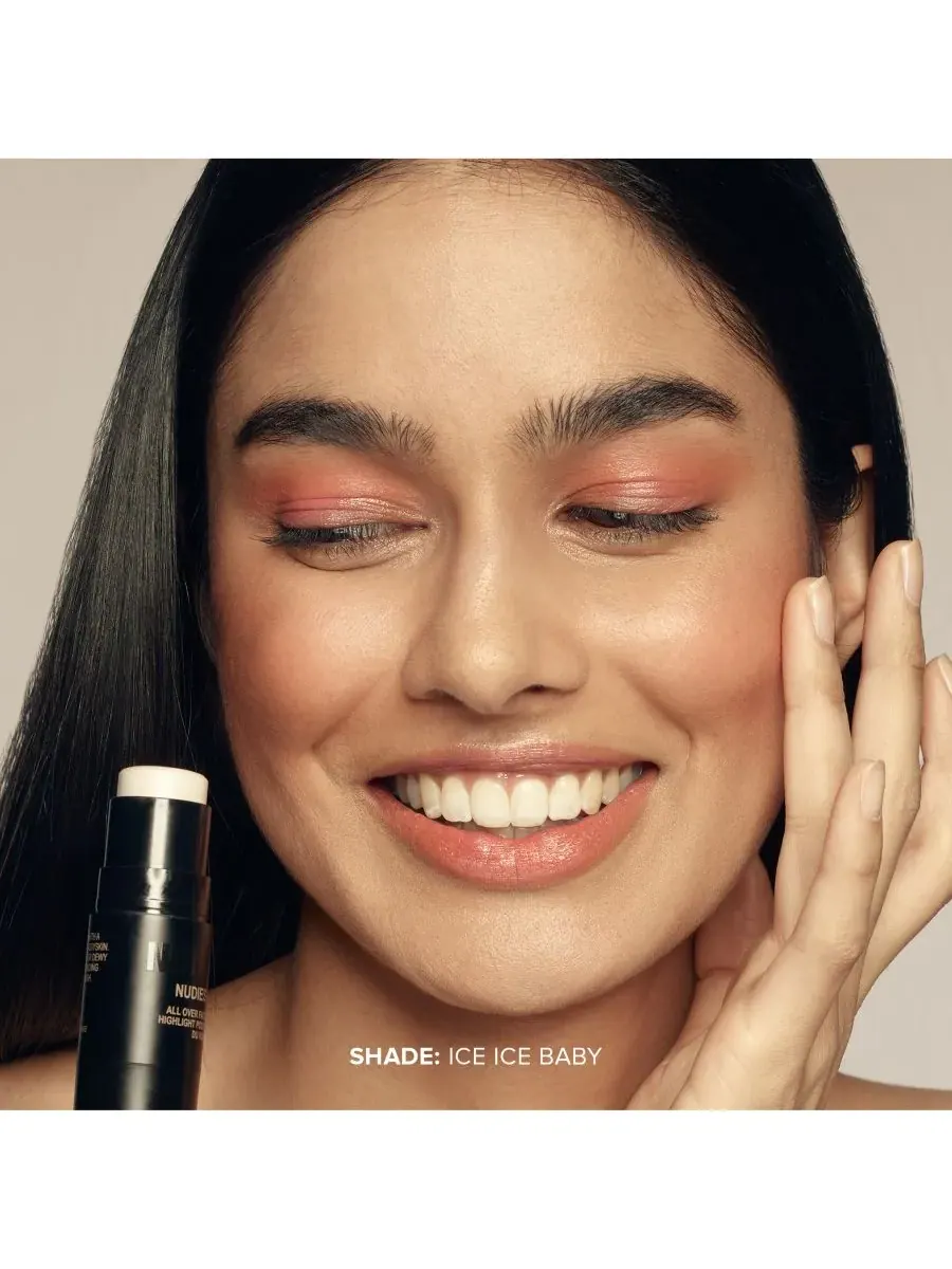 Свечение обнаженных NUDESTIX, Ice Ice Baby (Cool Iced Pearl) — изображение 3 из 7