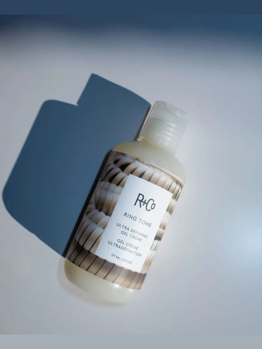 R+Co Гель-крем для волос Ring Tone Ultra Defining Hair Gel-Crème, 170 мл — изображение 2 из 5