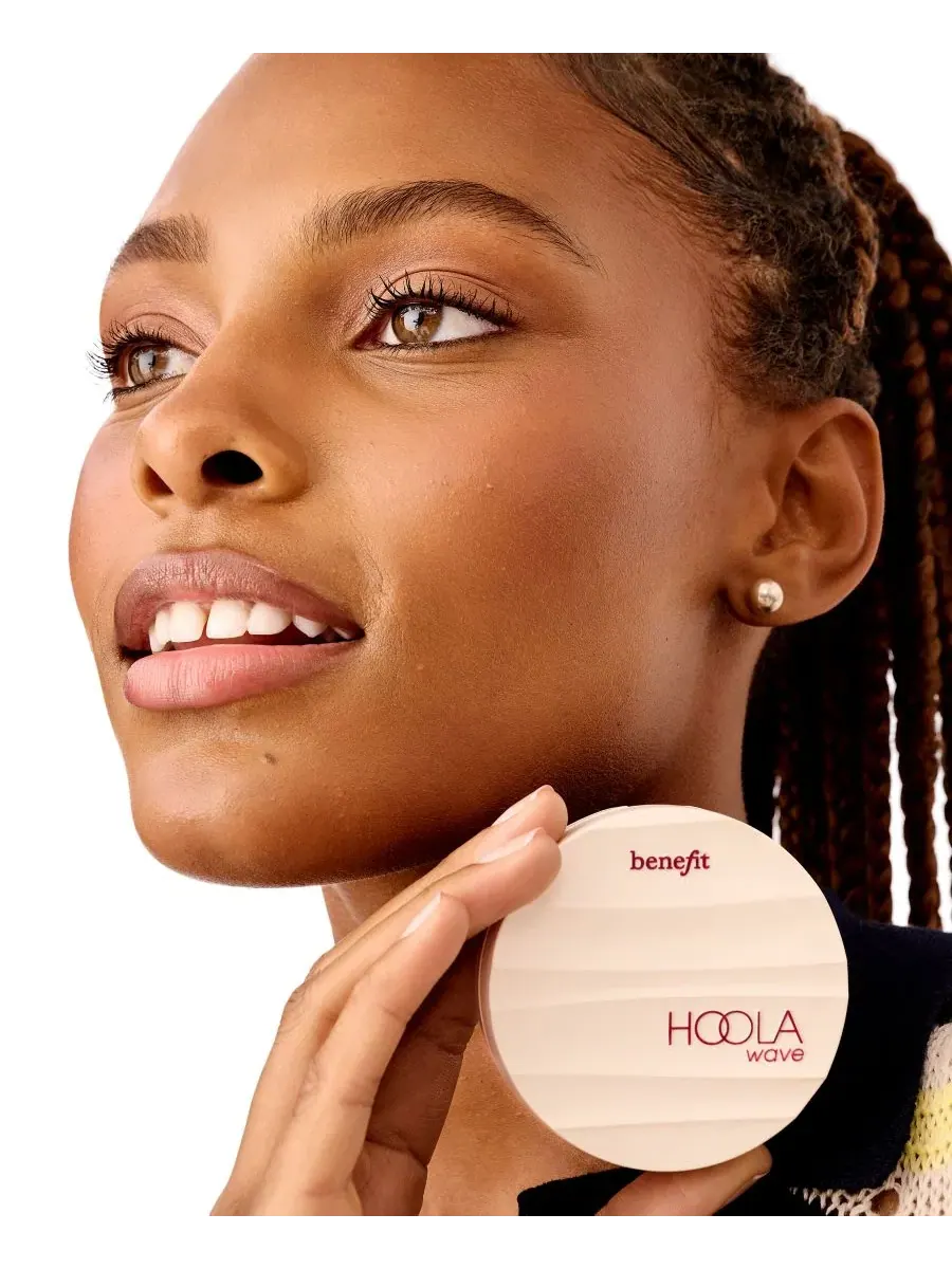 Бронзирующий бальзам Hoola Wave Benefit Cosmetics — изображение 3 из 9