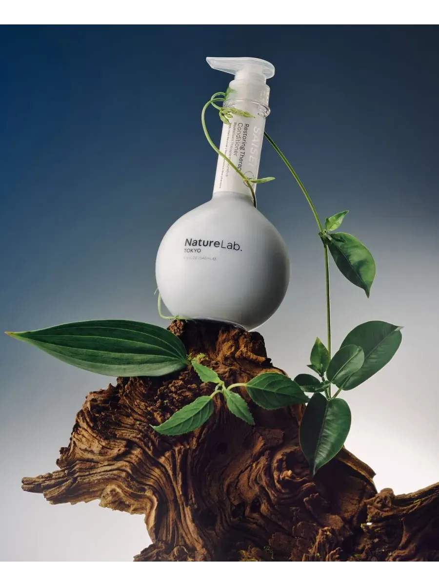 Кондиционер для волос NatureLab Tokyo Saisei Restoring Therapy, 326 мл — изображение 3 из 7