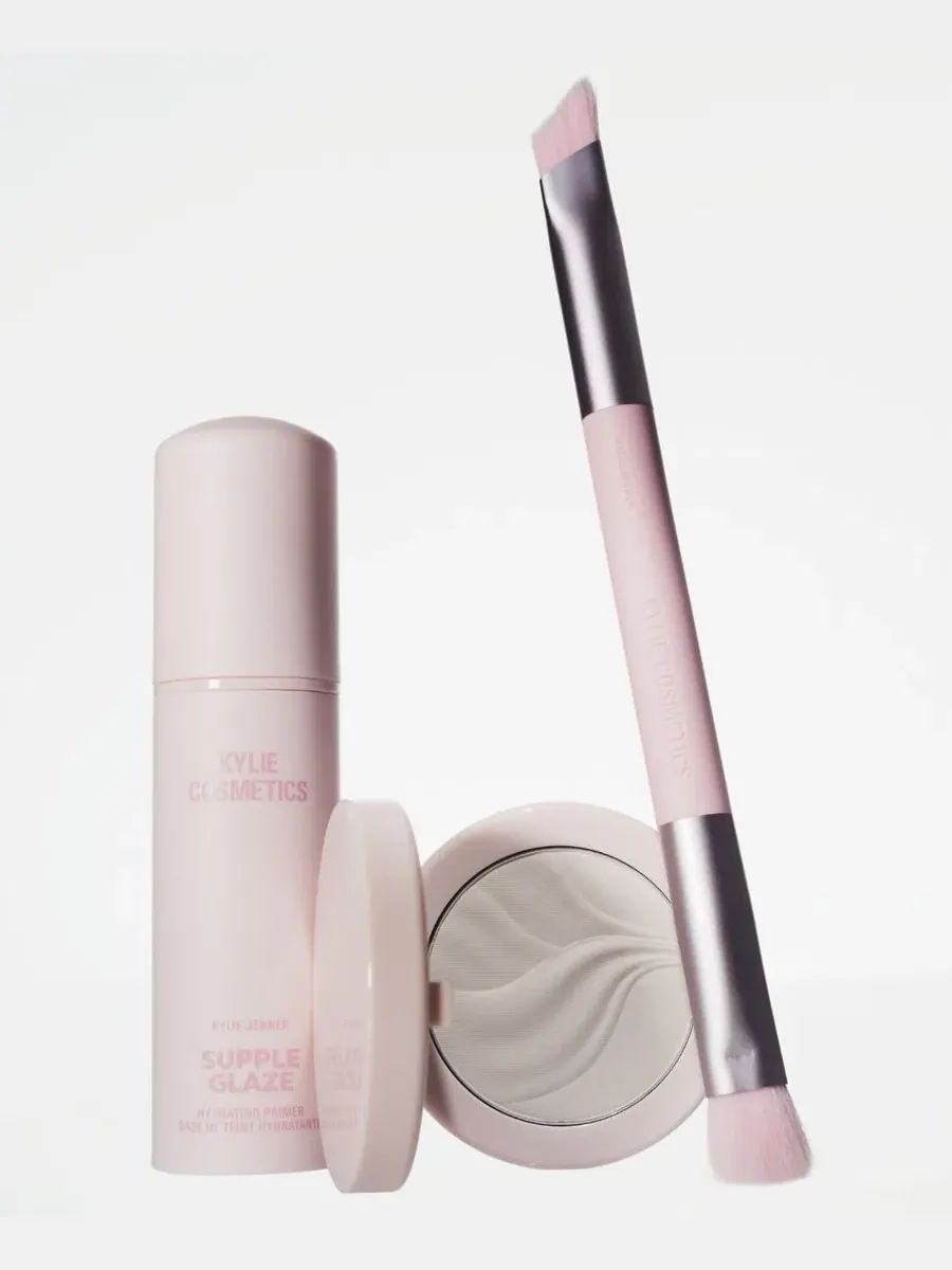 Скульптурирующая кисть для лица Complexion Brush 05 Kylie Cosmetics — изображение 3 из 6