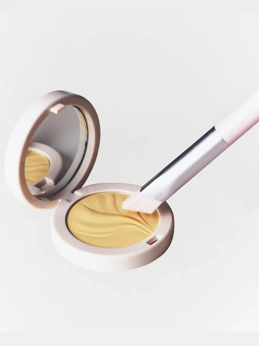 Скульптурирующая кисть для лица Complexion Brush 05 Kylie Cosmetics — изображение 6 из 6