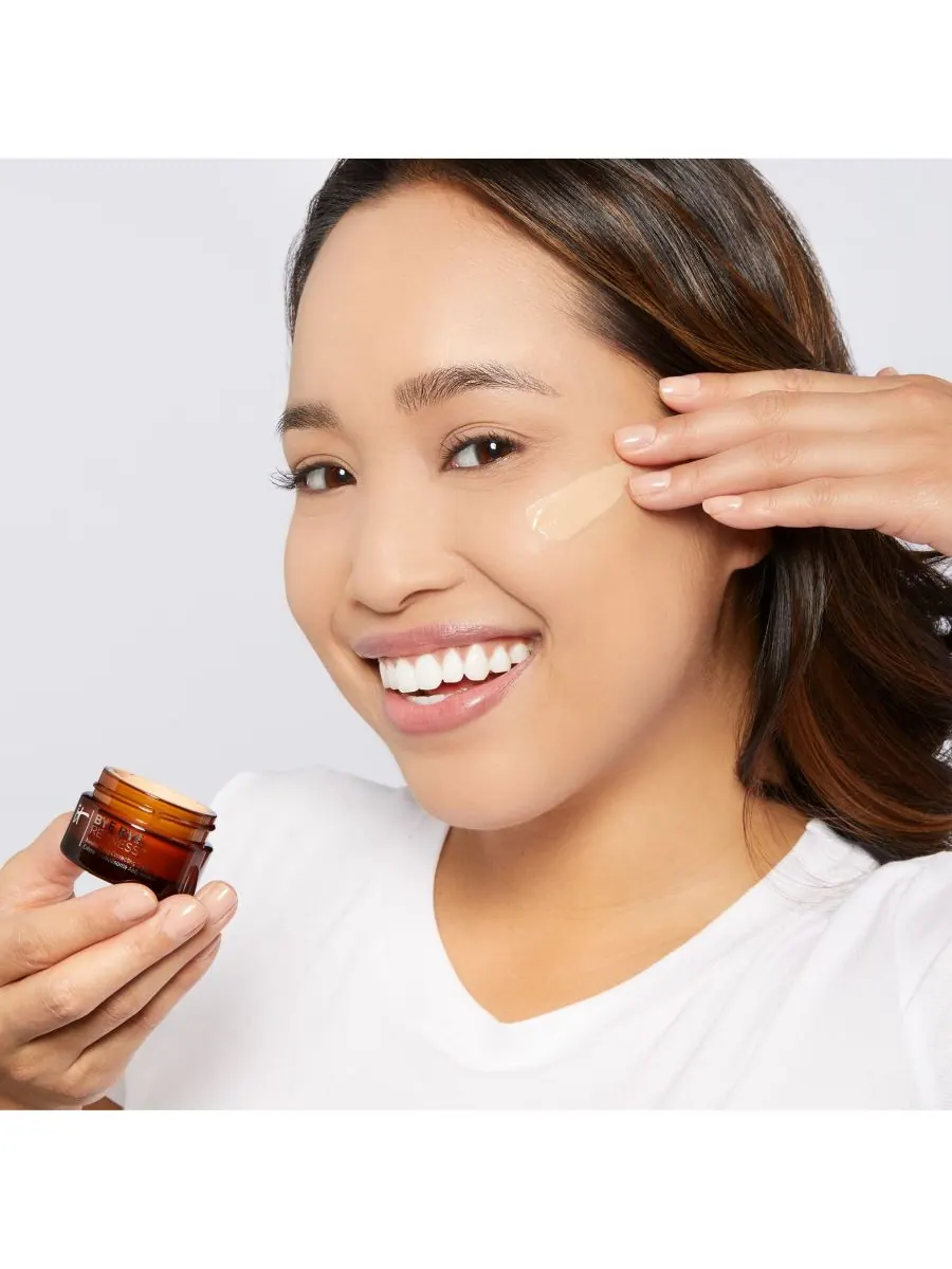 Нейтрализующий цветокорректирующий крем Bye Bye Redness IT Cosmetics — изображение 4 из 10