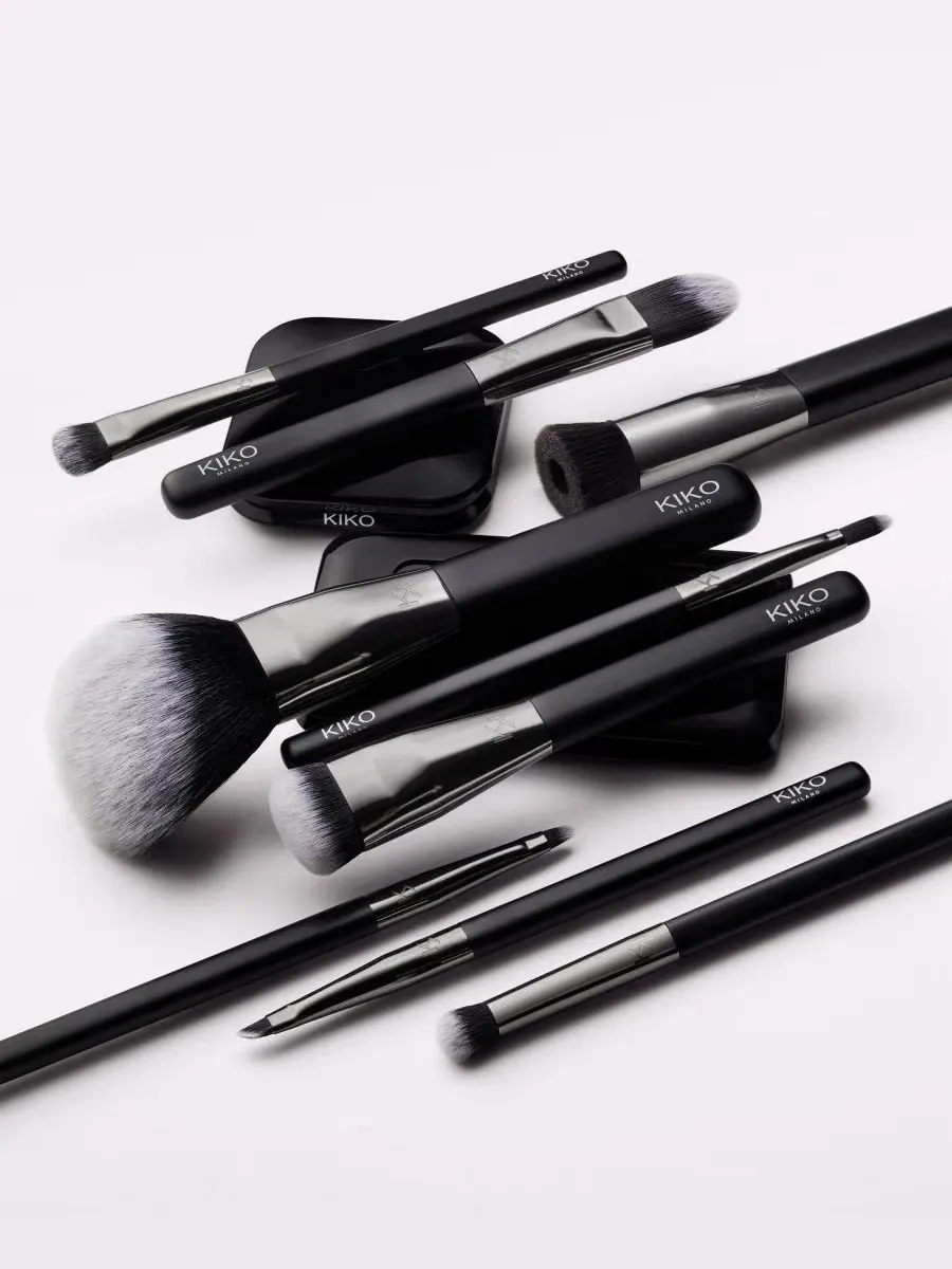 Кисть для макияжа Eyes Base Shader Brush KIKO Milano — изображение 2 из 3