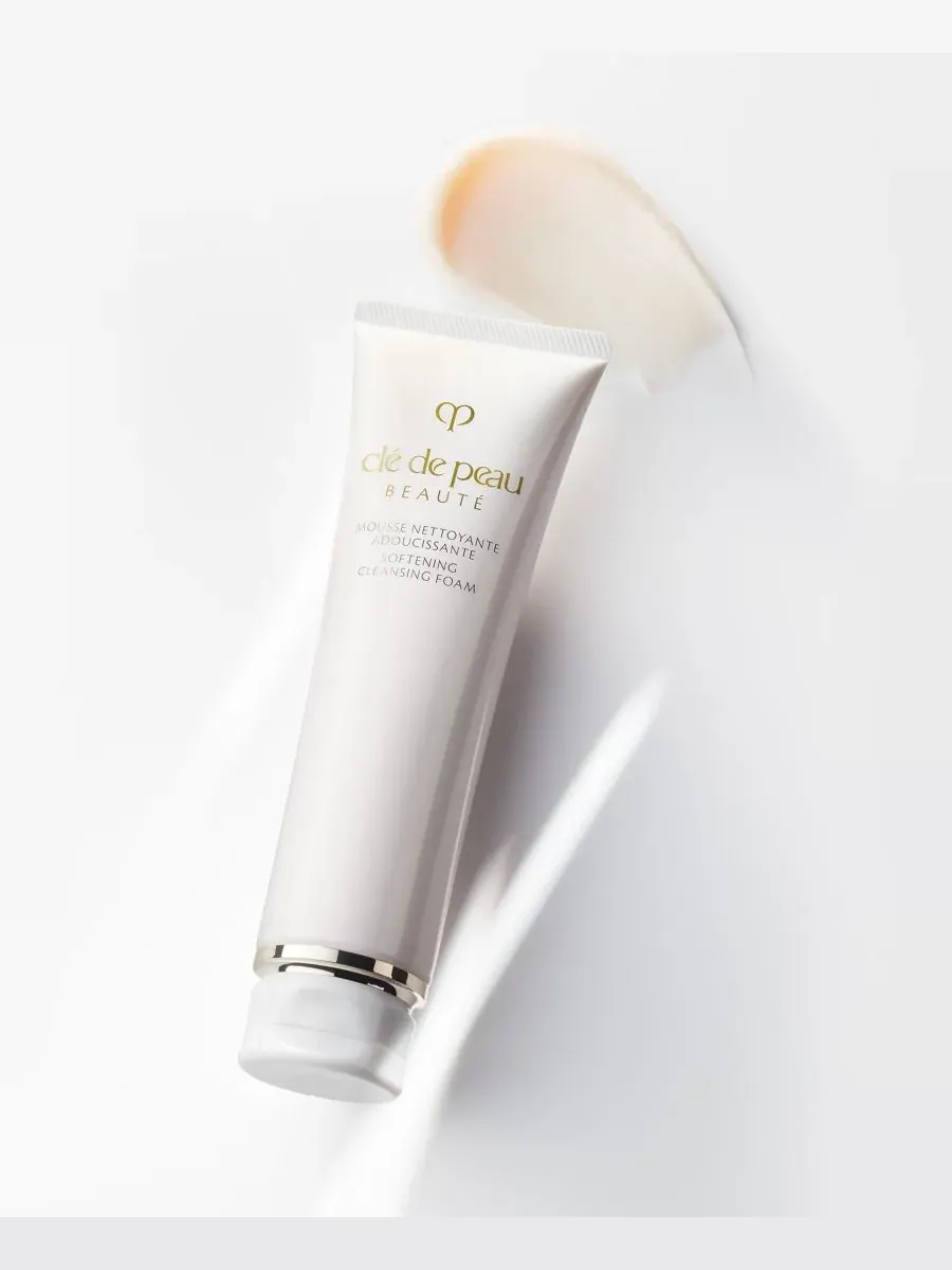 Средство для снятия макияжа Cle De Peau Beaute — Clé de Beauté Смягчающая очищающая пенка, 120 мл — изображение 5 из 10
