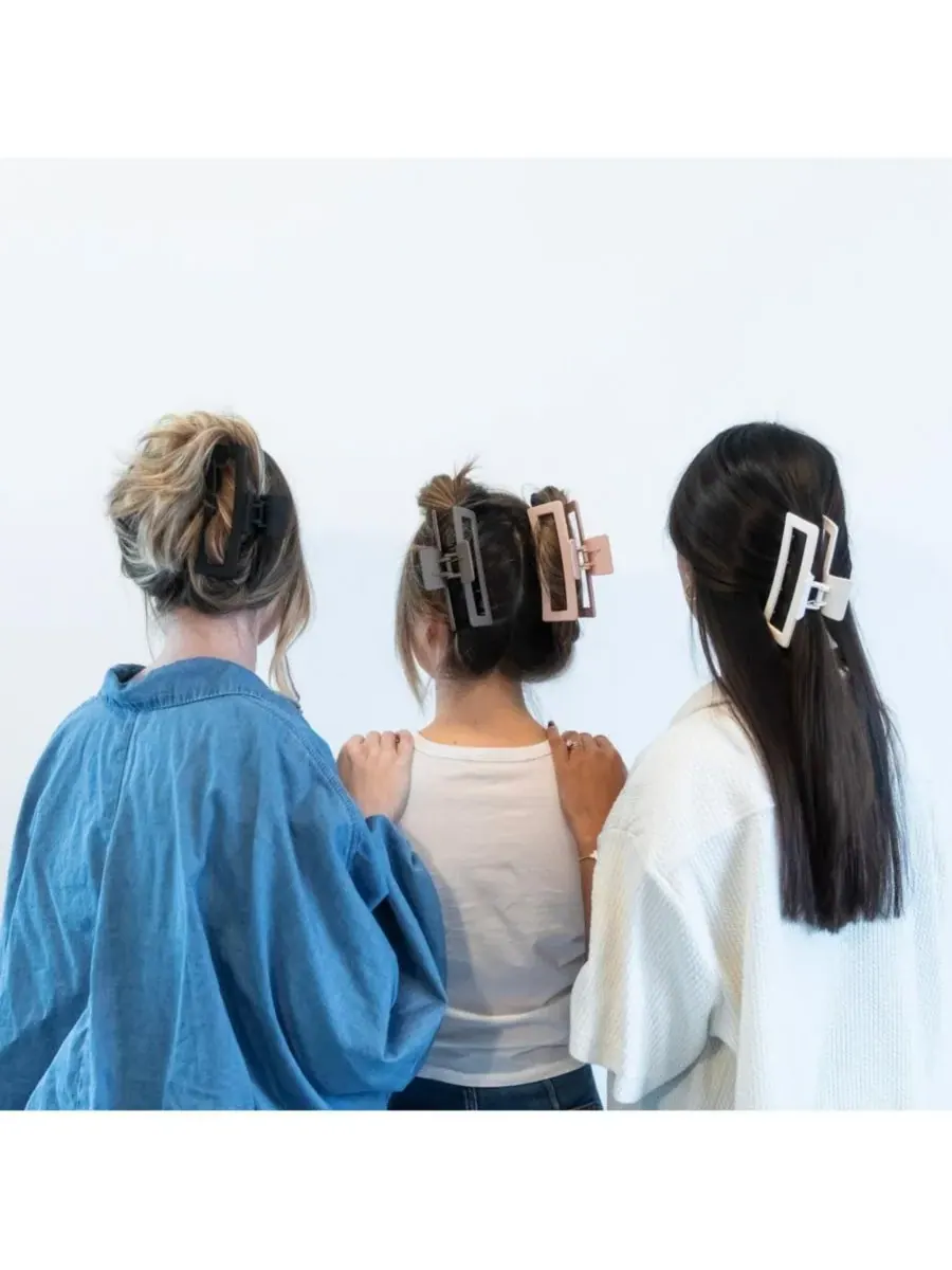Headbands of Hope Очень большая прямоугольная клипса-зажим - кремового цвета — изображение 4 из 6
