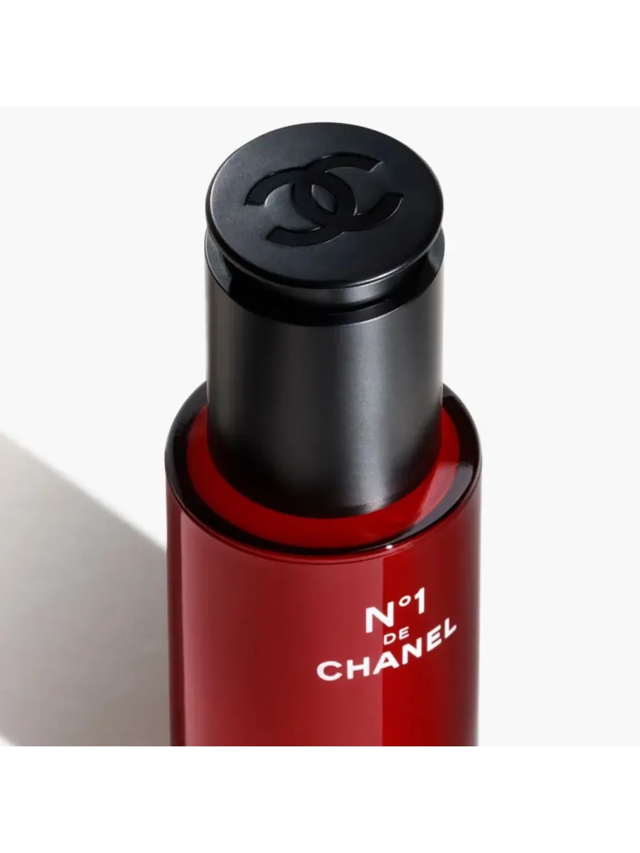 Крем для лица Chanel — Разглаживает - Подсвечивает - Борется с признаками старения, 28 г — изображение 9 из 10