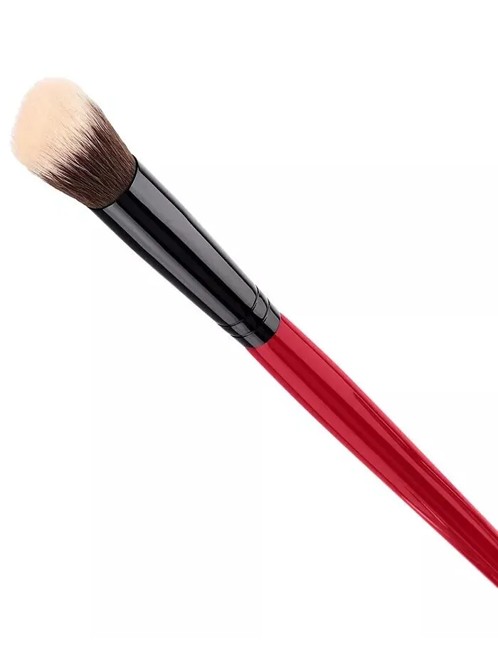 Кисть для размытия консилера Smashbox — изображение 4 из 4
