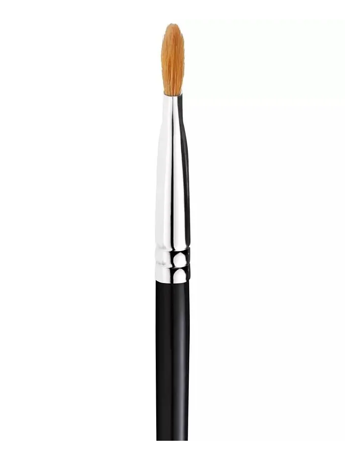 221S Мини-коническая кисть для растушевки Mac — изображение 2 из 3