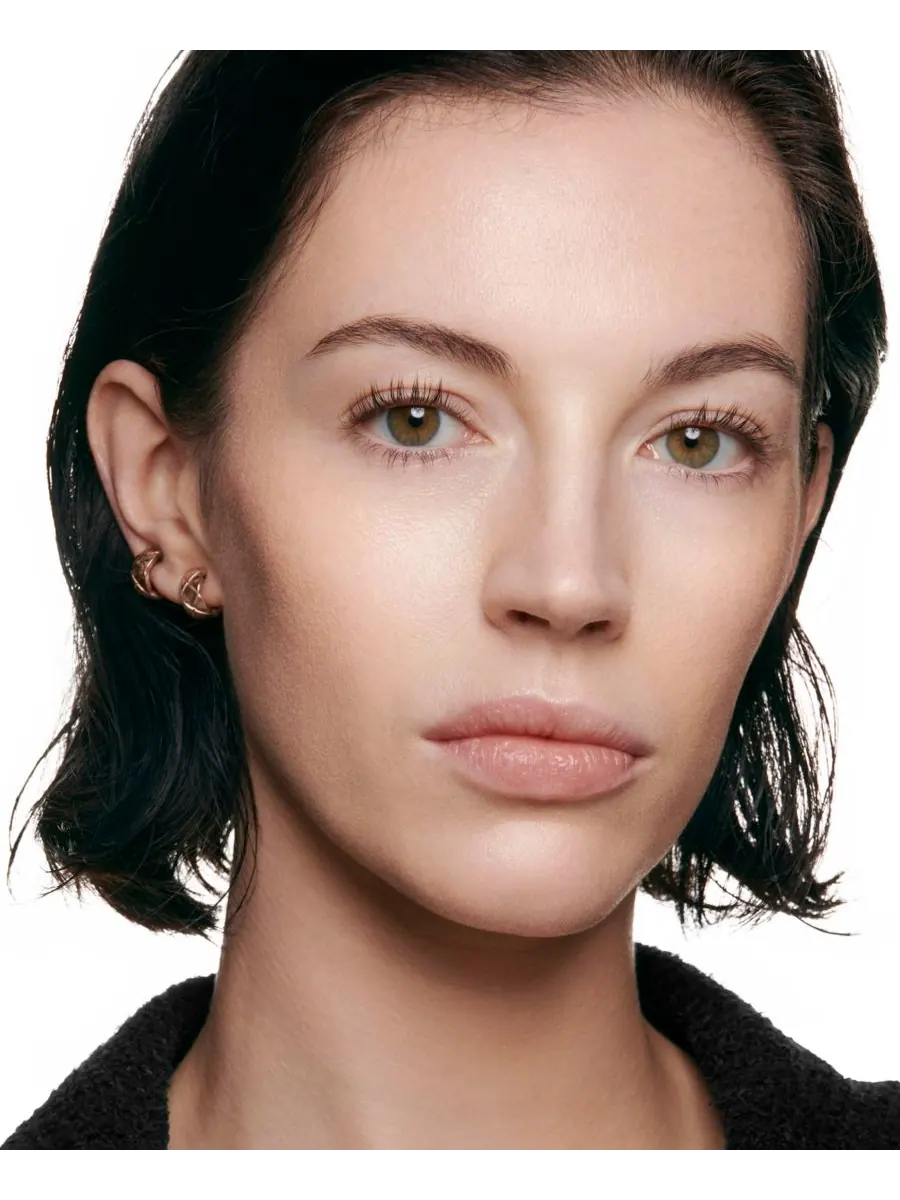 Освещает - Увлажняет - Защищает CHANEL, цвет br172 — изображение 5 из 6