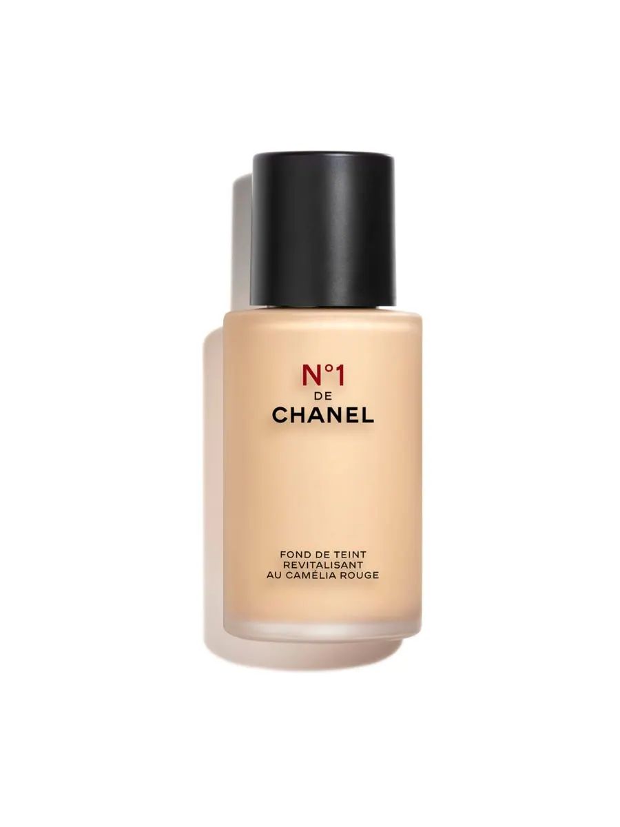Освещает - Увлажняет - Защищает CHANEL, цвет bd31 — изображение 1 из 6