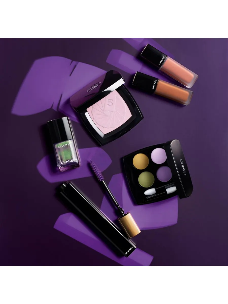 Жидкая помада для губ Chanel Rouge Allure Liquid Velvet, 212 stupéfiante, 6 мл — изображение 7 из 8