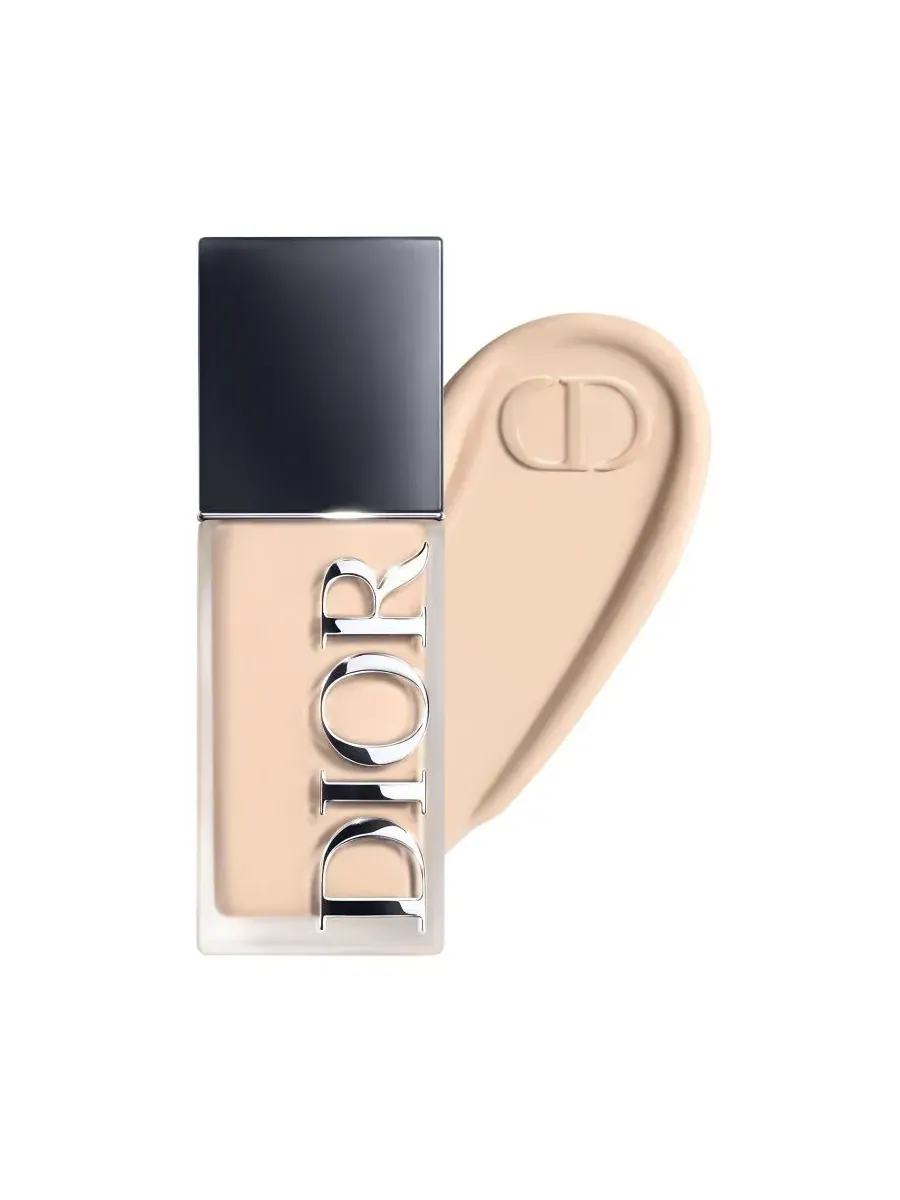 Тональный крем Forever Skin Wear Blurring Matte Foundation, SPF 20 DIOR, 0 Warm — изображение 1 из 10