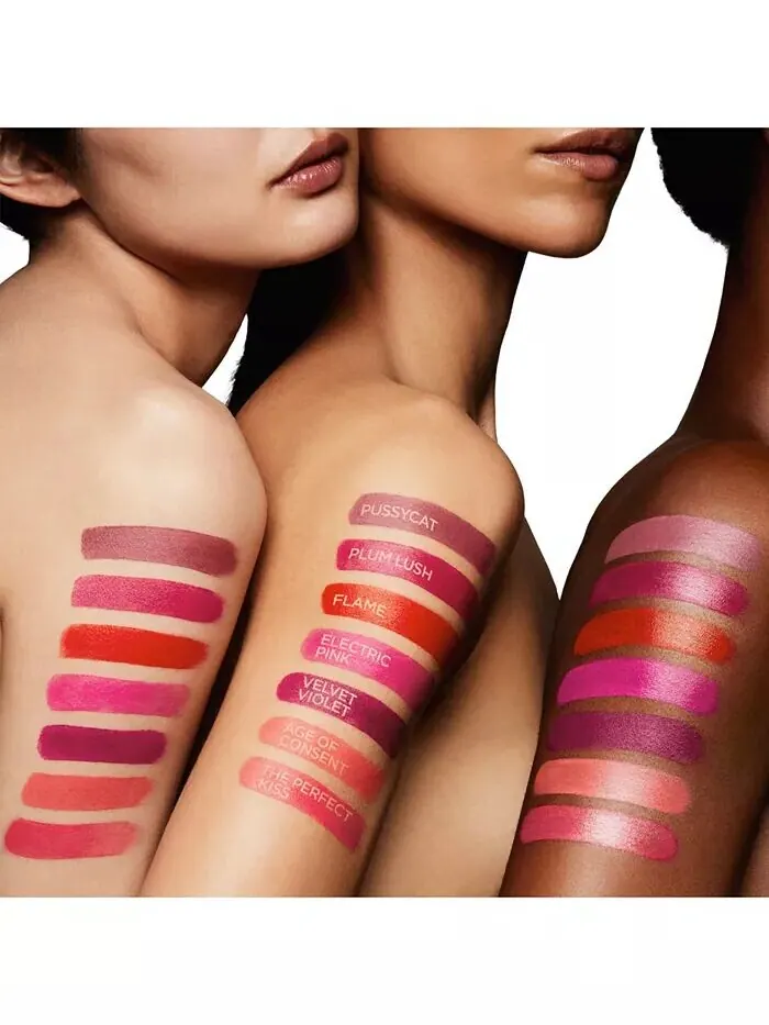 Матовый цвет губ Tom Ford, цвет 04 Pussycat — изображение 6 из 11