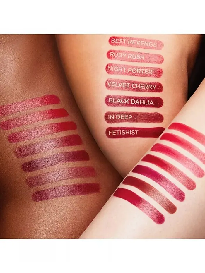 Матовый цвет губ Tom Ford, цвет 08 Velvet Cherry — изображение 6 из 11