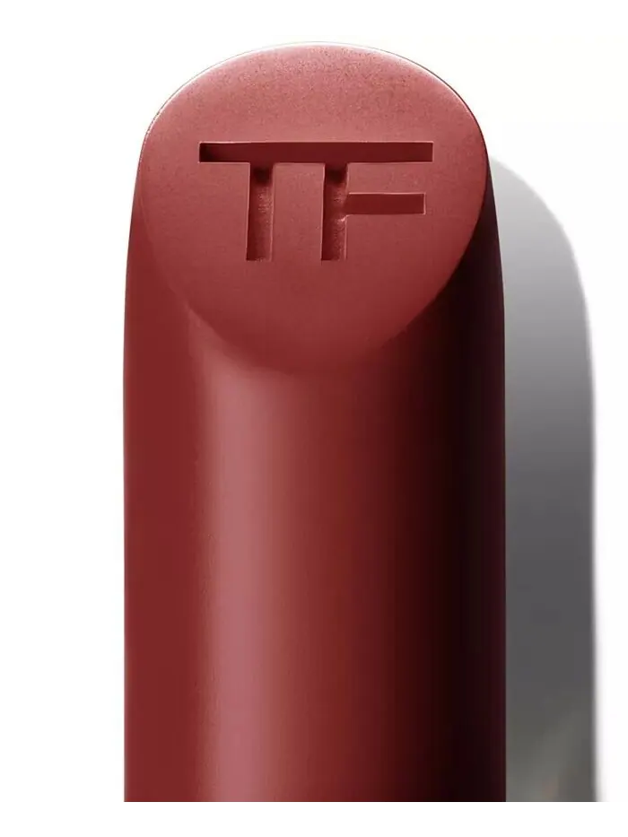Матовый цвет губ Tom Ford, цвет 08 Velvet Cherry — изображение 8 из 11