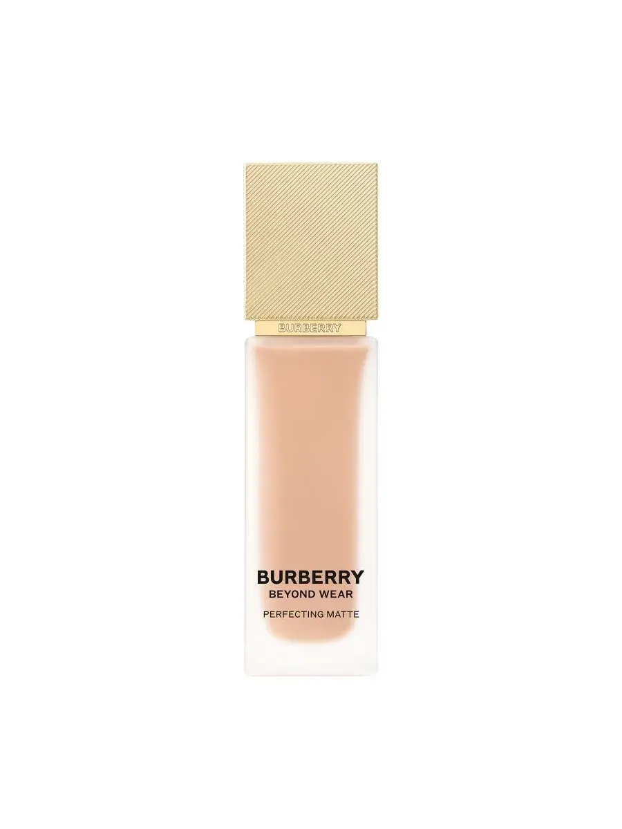 Тональный крем Beyond Wear Perfecting Matte Foundation, 1 унция Burberry, 45 светлый-cool — изображение 1 из 10