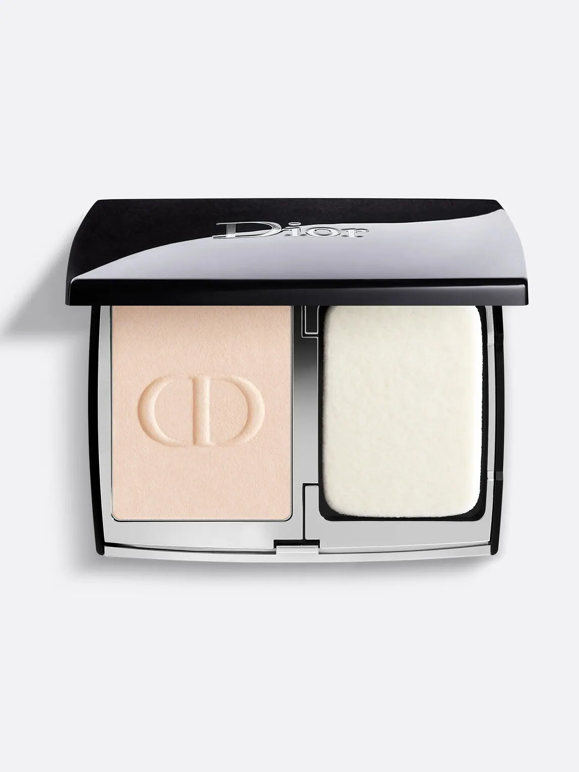 Тональная основа Dior Forever Natural Velvet, 0N Neutral — изображение 1 из 3