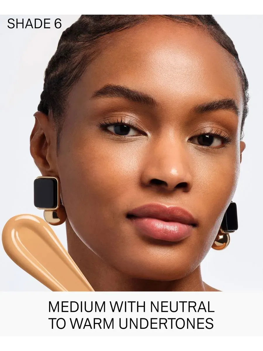 Осветляющий корректор Carolina Herrera Nude Couture Triple Moisture Brightener, 7 мл, Shade 6 — изображение 4 из 11