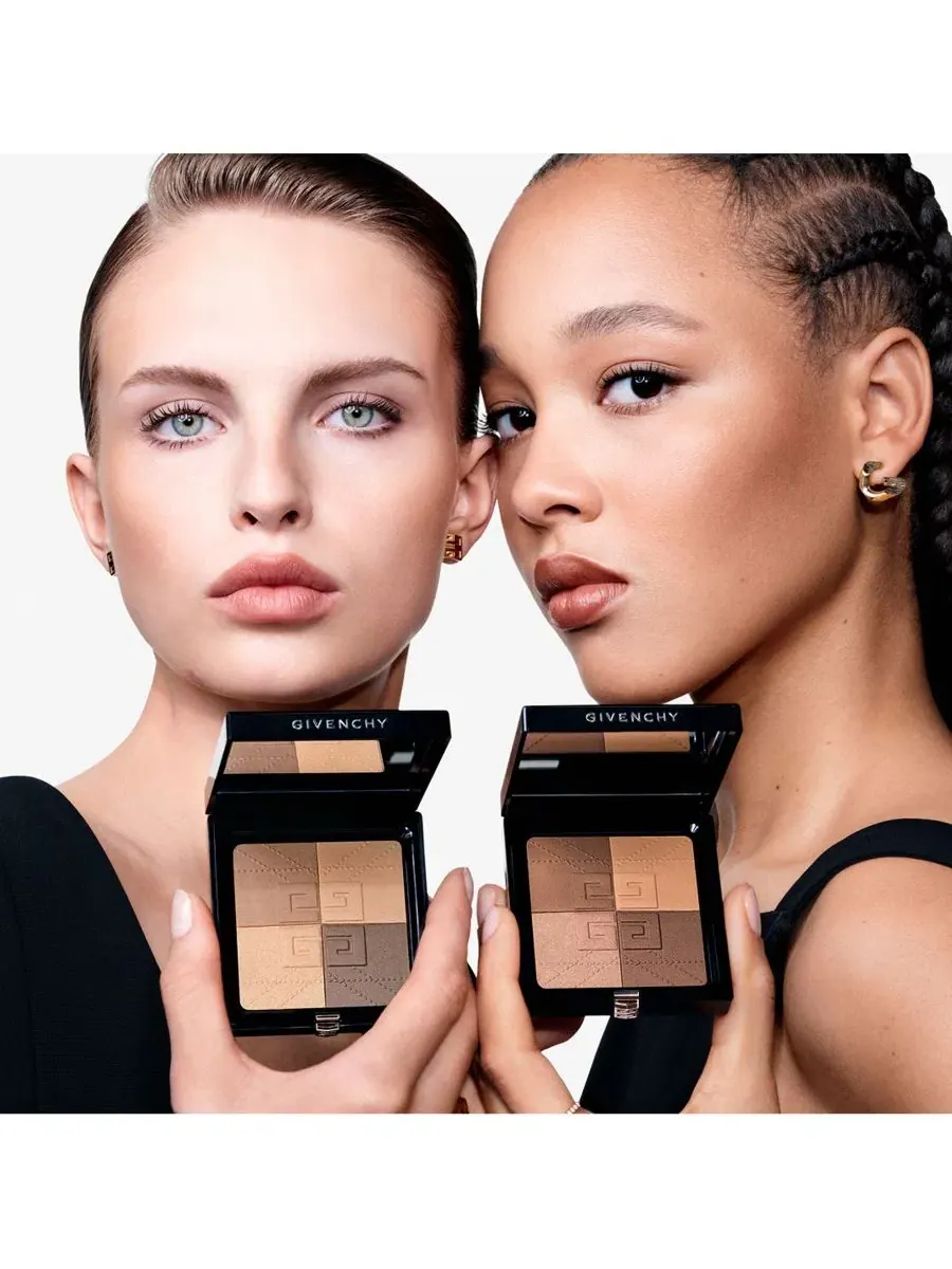 Пудра-бронзер компактная 4 оттенка Prisme Libre 4-Color Blurring and Sculpting Bronzer Powder — изображение 9 из 9