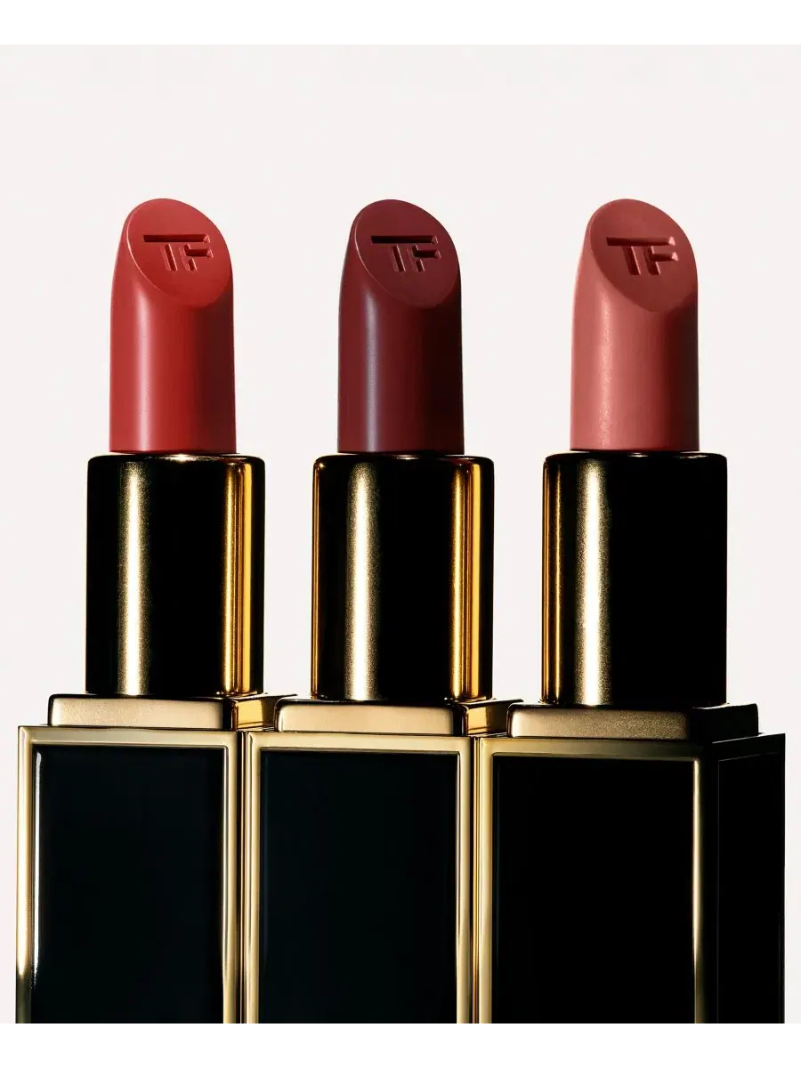 Помада для губ Runway Lip Color Tom Ford, 0.7 унции, 01 Romantic — изображение 4 из 4