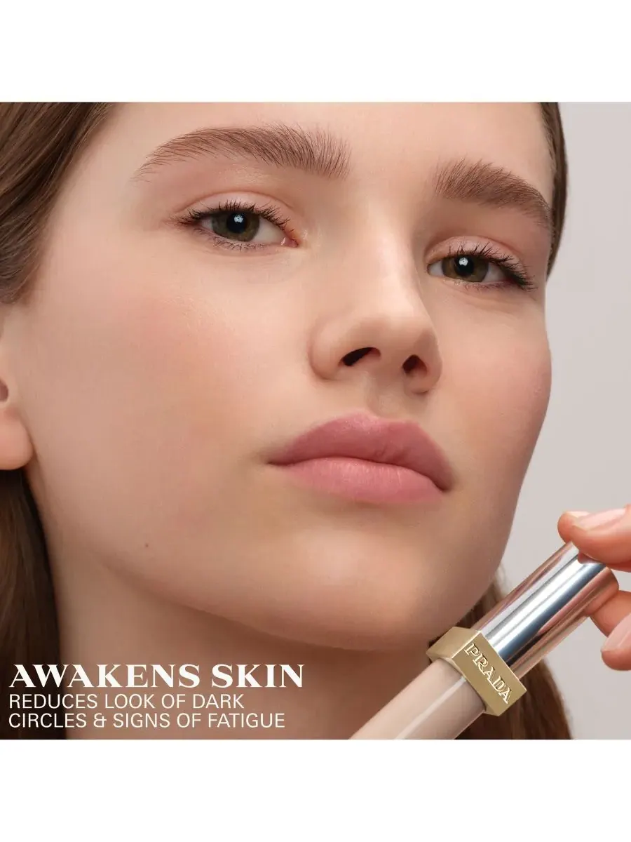 Консилер Prada Beauty Micro-Correcting, Medium Neutral, 0.3 унции — изображение 10 из 10